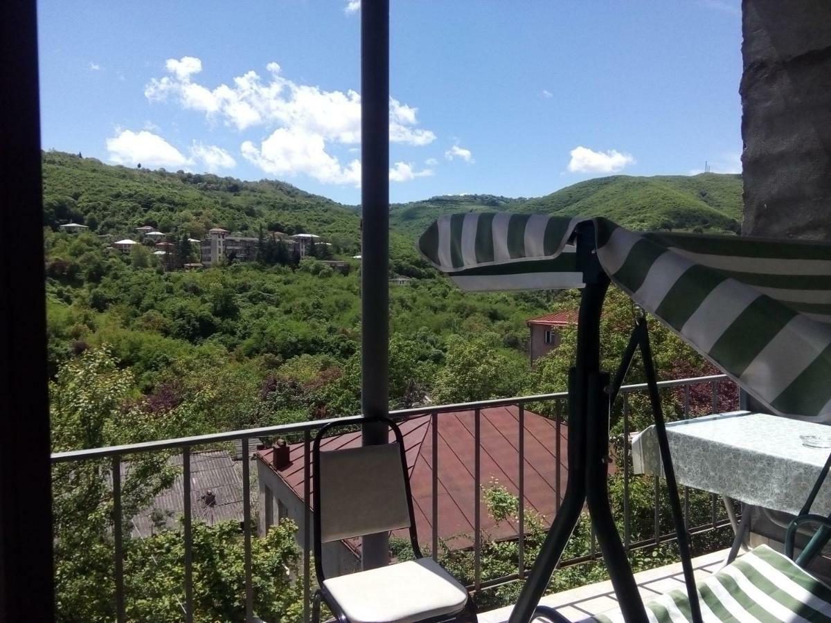 Best Host Sighnaghi Exterior photo