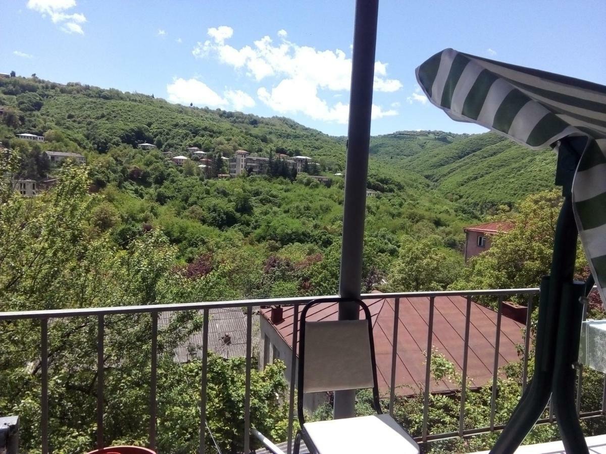 Best Host Sighnaghi Exterior photo